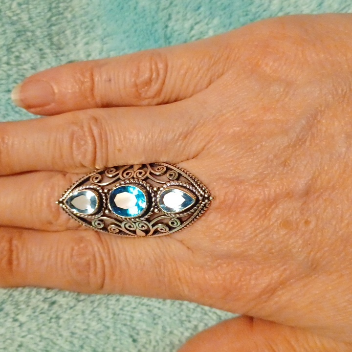 Statement Ring.